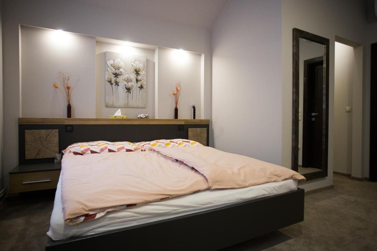 Appartement Kikelet Apartman à Szombathely Extérieur photo